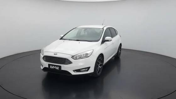 FORD FOCUS 2.0 TITANIUM PLUS 16V FLEX 4P POWERSHIFT FORD FOCUS 2.0 TITANIUM PLUS 16V FLEX 4P POWERSHIFT